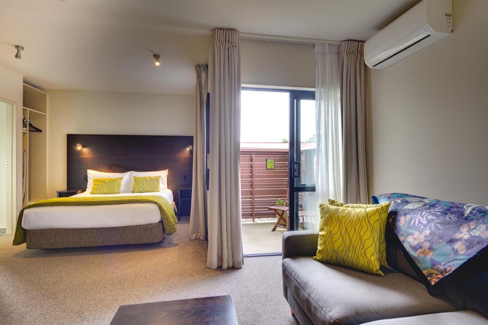 Ava Lodge Lower Hutt Extérieur photo