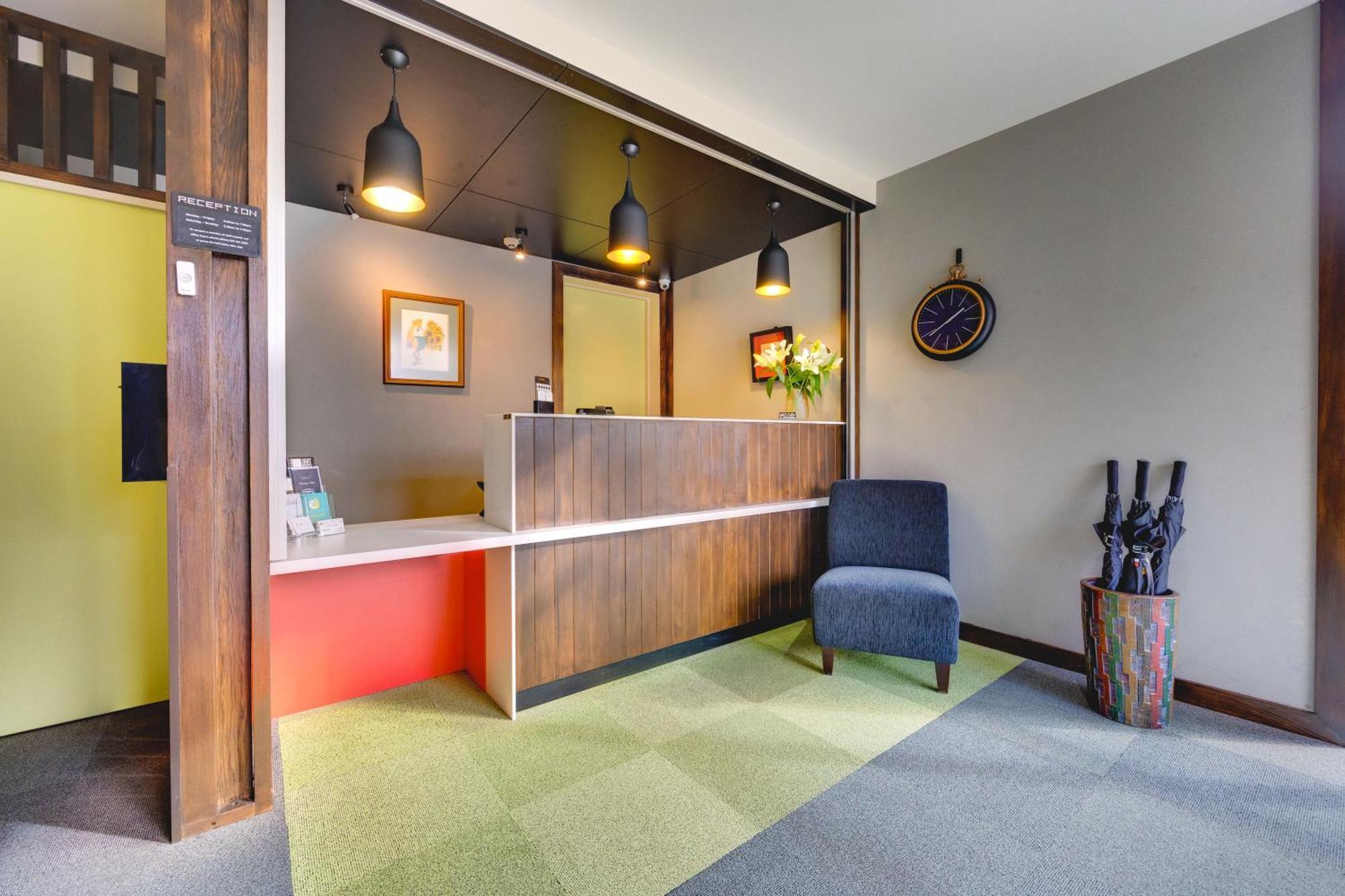 Ava Lodge Lower Hutt Extérieur photo