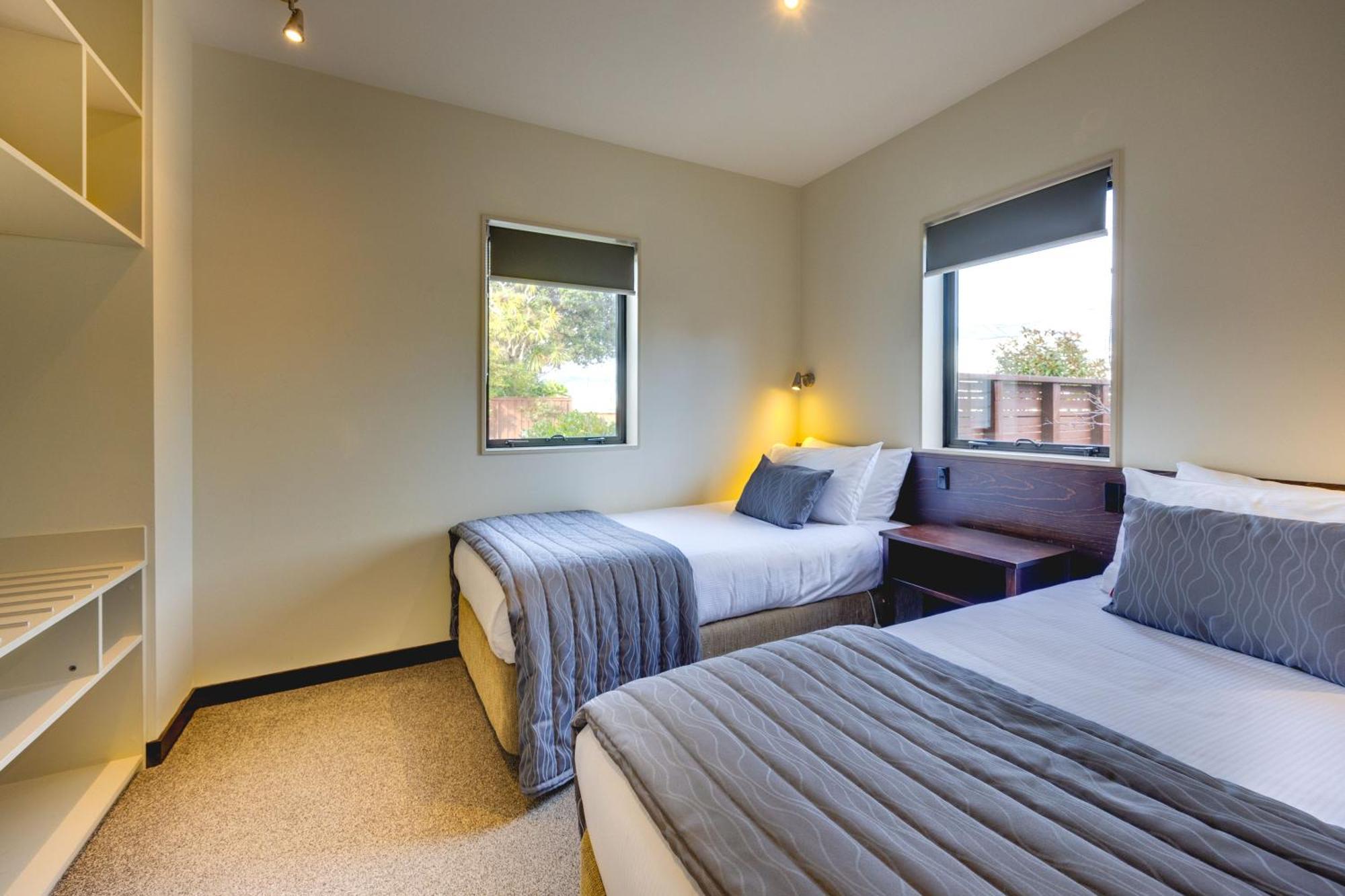 Ava Lodge Lower Hutt Extérieur photo